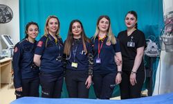 Van'da kadın sağlık çalışanları 8 Mart'ta da görev başında