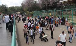 Gaziantep Hayvanat Bahçesi bayramda doldu taştı
