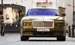 Rolls-Royce Spectre Türkiye'de Satışa Sunuldu: 29 Milyon TL'lik Fiyatıyla Dikkat Çekiyor