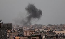 İsrail ordusu, Gazze'ye hava saldırıları düzenliyor