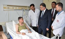 Vali Balcı’dan yaralı askerlere ziyaret