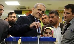 İran'da cumhurbaşkanlığı seçimlerinden ilk sonuçlar geldi!