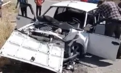 Elazığ'da iki otomobil çarpıştı: 1 ölü, 5 yaralı