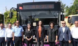 Van Büyükşehir'in mor otobüsleri Bahçesaray seferine başladı