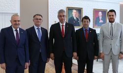 Van heyetinden Sağlık Bakanı Memişoğlu’na ziyaret