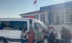 "Kalkan-27" operasyonlarında 1029 düzensiz göçmen yakalandı