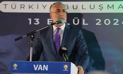 Bakanı Işıkhan Van'da 'Üç Kademe Vefa Buluşması'na katıldı