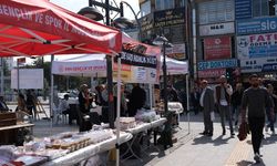 Filistin halkına destek için Van’da kermes düzenlendi