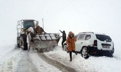 Van’da 158 yerleşim yeri yolu ulaşıma kapandı