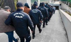 Van'da değişik suçlardan aranan 74 kişi tutuklandı