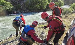 Hakkari'de derede kaybolan genci arama çalışmaları sürdürüldü