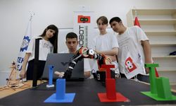 Vanlı öğrencilerin robot kol projesi, 42 ülkenin katıldığı yarışmada birinci oldu