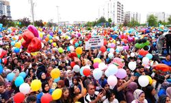 Binlerce balon minik Ali Asaf için gökyüzüne bırakıldı