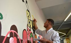 Van'da özel öğrencilerden okullarına renkli dokunuş