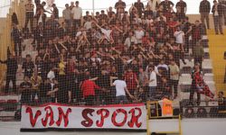 Vansporlu taraftarlar takımını karşılayacak