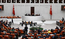 Kanun teklifi TBMM'de kabul edildi: Memurluğa 35 yaş sınırı getirildi