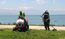 Van Büyükşehir parklarda çalışıyor