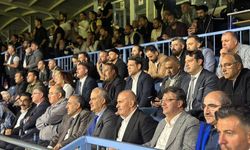 Van'ın siyasileri Van Spor'u yalnız bırakmadı