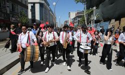 22. Akdamar Çocuk ve Gençlik Tiyatroları Şenliği başladı