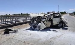 Van'da tır otomobile çarpıp kaçtı!
