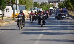 Van'da lösemi tedavisi gören çocuklar için gökyüzüne balonlar bırakıldı