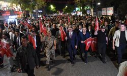 Van'da '15 Temmuz' yürüyüşü