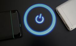 Bakan Uraloğlu'ndan hava yolu şirketlerine "powerbank" uyarısı