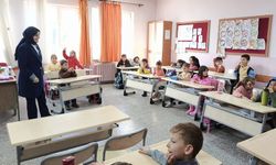 Okullarda serbest kıyafet uygulaması sona eriyor