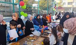 Van'da Gazze yararına hayır panayırı düzenlendi