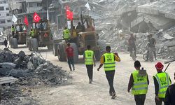 İHH, Gazze'de enkaz kaldırma ve temizlik çalışmalarına başladı