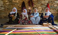 Vanlı kadınlardan asırlık dokuma kültürü