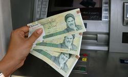 İran'da para biriminden 4 sıfır atılması resmen onaylandı
