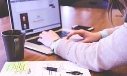 Sigortalı çalışan genç kadın sayısı 70 binden fazla arttı