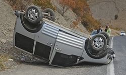 Hakkari-Van karayolunda kaza! 2 yaralı
