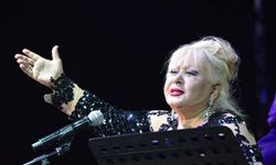 Sanatçı Muazzez Abacı vefat etti