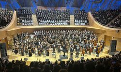Ankara'daki koro 500 kişiyle sahne aldı
