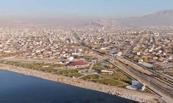 Van’ın gecesi ayrı, gündüzü ayrı güzel