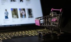 E-ticaret hacmi artıyor