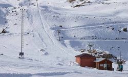 Hakkari'deki kayak merkezi yeni sezon için gün sayıyor