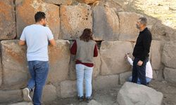 Van'daki kalede tarihi yol ortaya çıktı