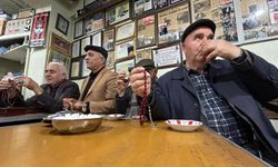 Van'da soba başında 83 yıllık çay geleneği