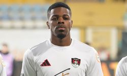 Vanspor Teknik Direktörü Korkmaz'dan Ivan Cedric açıklaması: Kartlar bizim elimizde