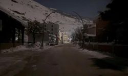 Çatak'ta 3 gündür elektrikler kesik!