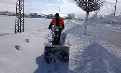 Başkale’de karla mücadele çalışması