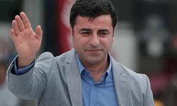 Demirtaş'a 'Cumhurbaşkanına hakaret' suçundan hapis cezası