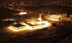 Tarihi Hüsrev Paşa Camii ışıklandırıldı