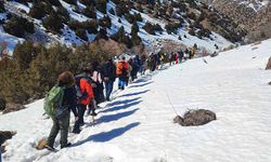 Van'da beyaz örtü altında tarihe yolculuk