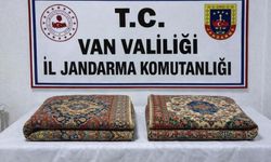 Van'da 1 milyon 200 bin TL değerinde 2 adet halı ele geçirildi