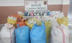 Van’da 3.4 milyon TL değerinde kaçak eşya ele geçirildi