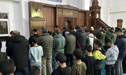 Van'da Ramazan ayının ilk teravih namazı kılındı